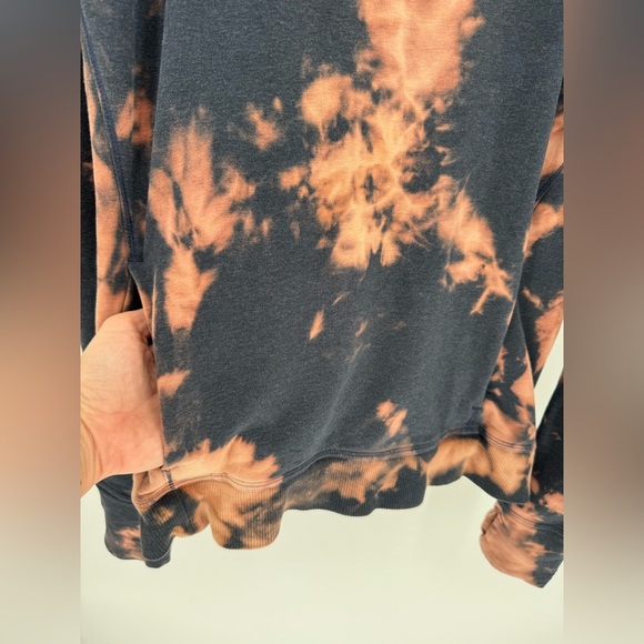 Lululemon Bleached Tie-Dyed Funnel Neck Hoodie - Picture 6 of 15